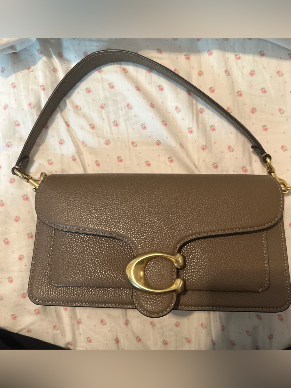 Coach Tabby Shoulder Bag 26